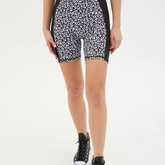 Adam Selman Sport active set - Picture 11 of 11